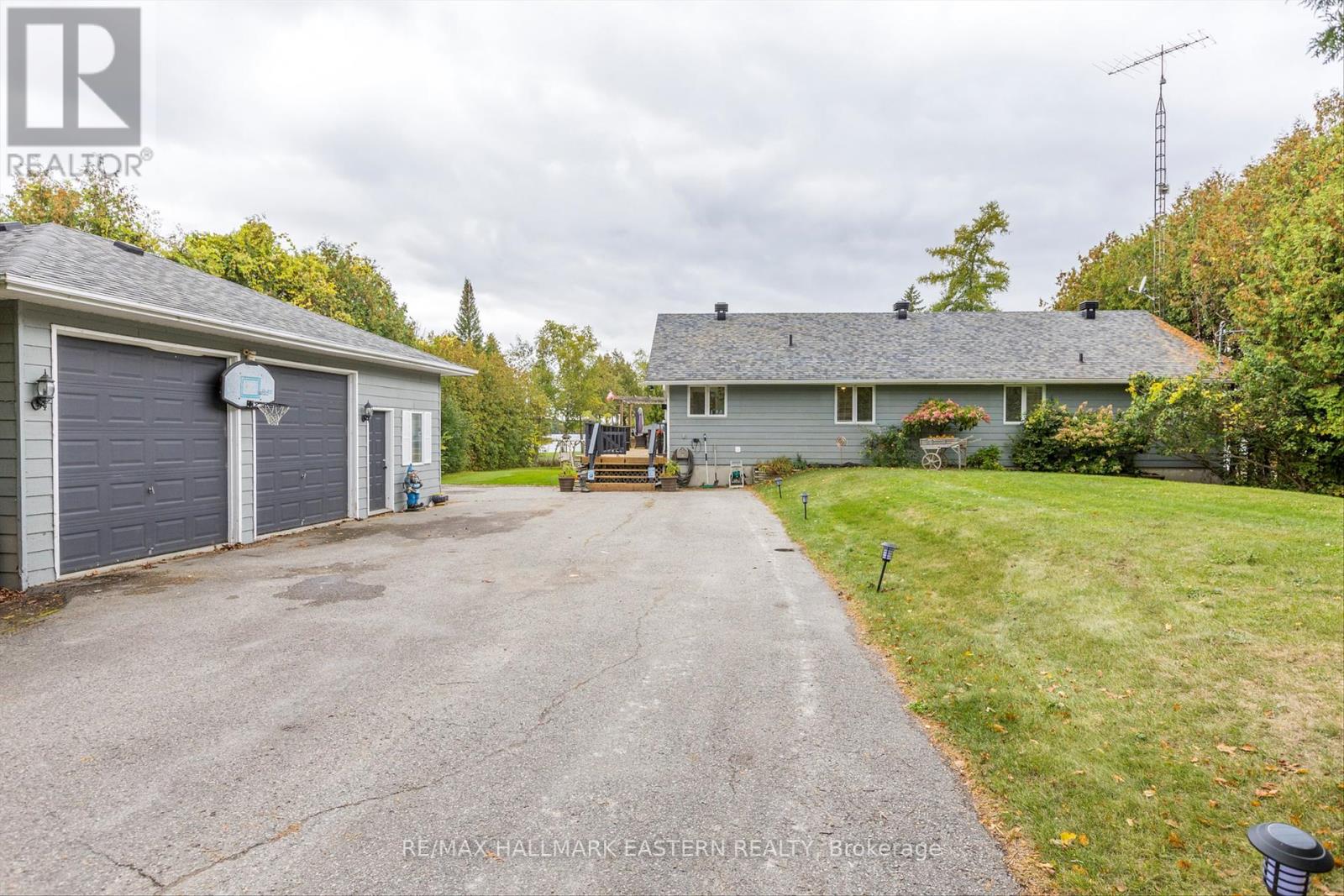 2630 Fire Route 15, Smith-Ennismore-Lakefield, Ontario  K0L 2H0 - Photo 2 - X8184428