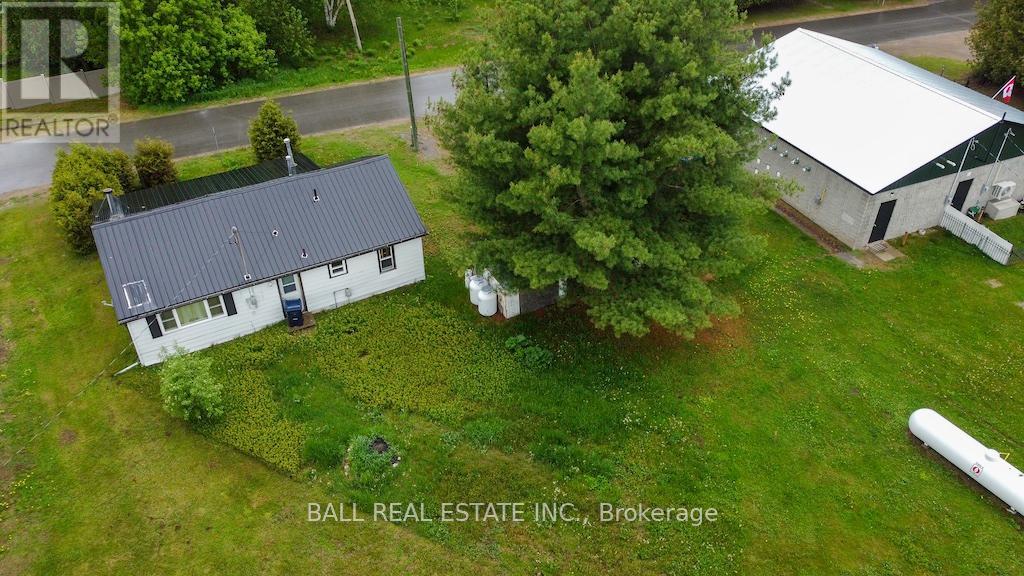 24 Paudash Lake Road, Bancroft, Ontario  K0L 1C0 - Photo 2 - X8361440