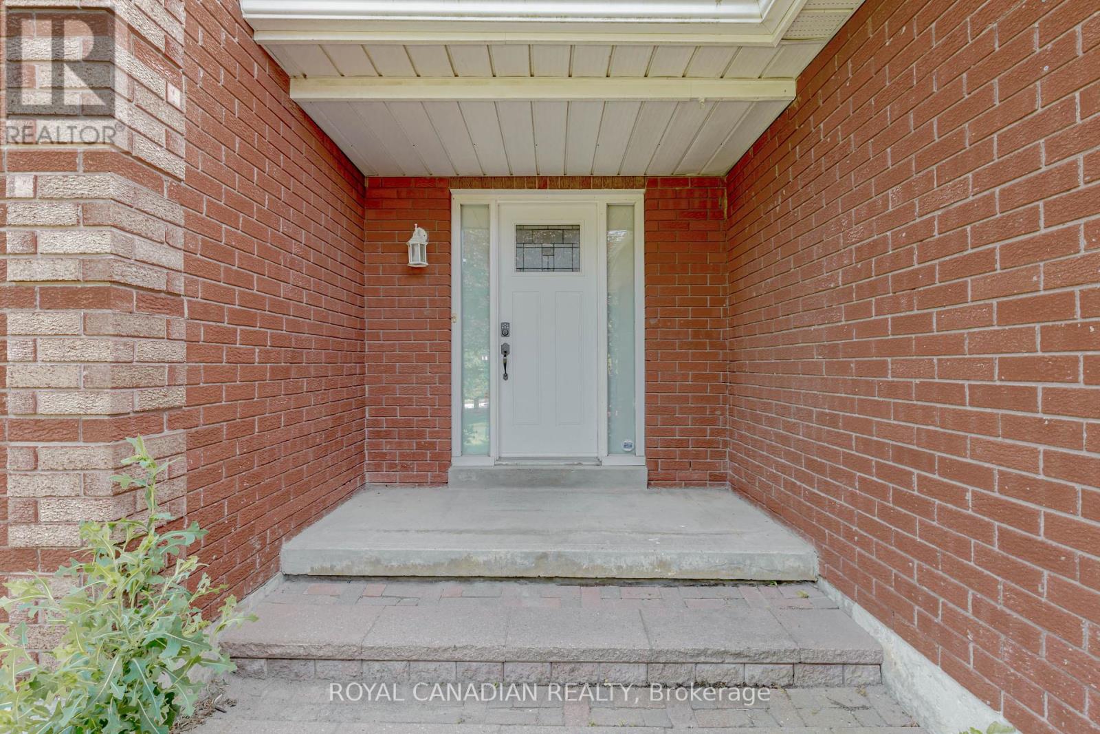 1703 Rudell Road, Clarington (Newcastle), Ontario  L1B 1G8 - Photo 2 - E9249115