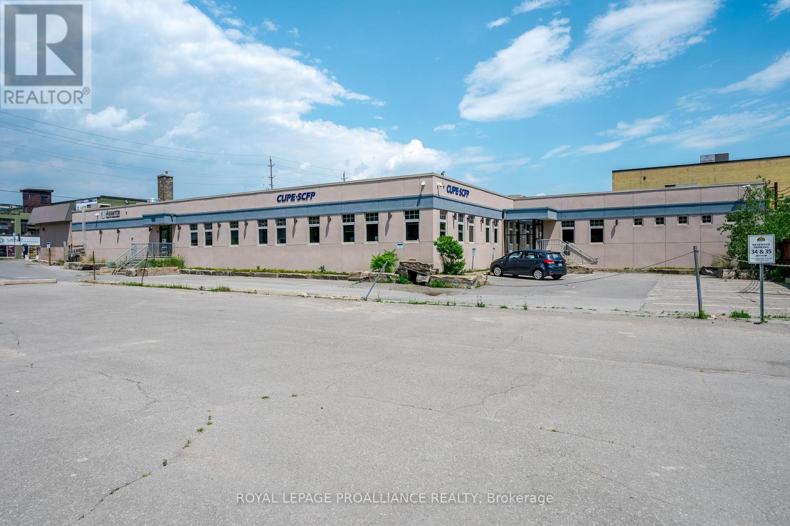 Unit 1 - 165 Sherbrooke Street, Peterborough (Downtown), Ontario  K9J 2N2 - Photo 6 - X9272210