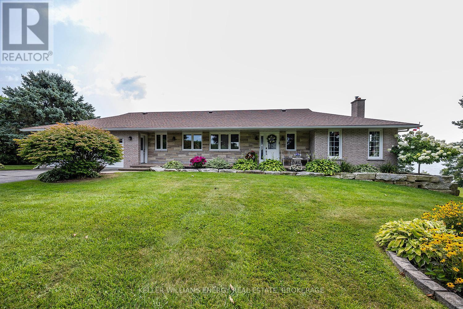 3667 Lakeshore Road, Clarington, Ontario  L1B 0G9 - Photo 4 - E9351066