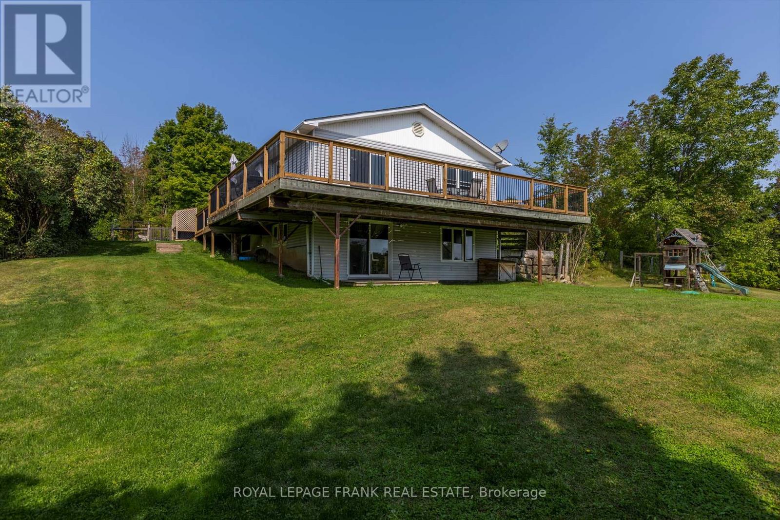 2028 Youngs Point Road, Smith-Ennismore-Lakefield, Ontario  K0L 2H0 - Photo 1 - X9351372