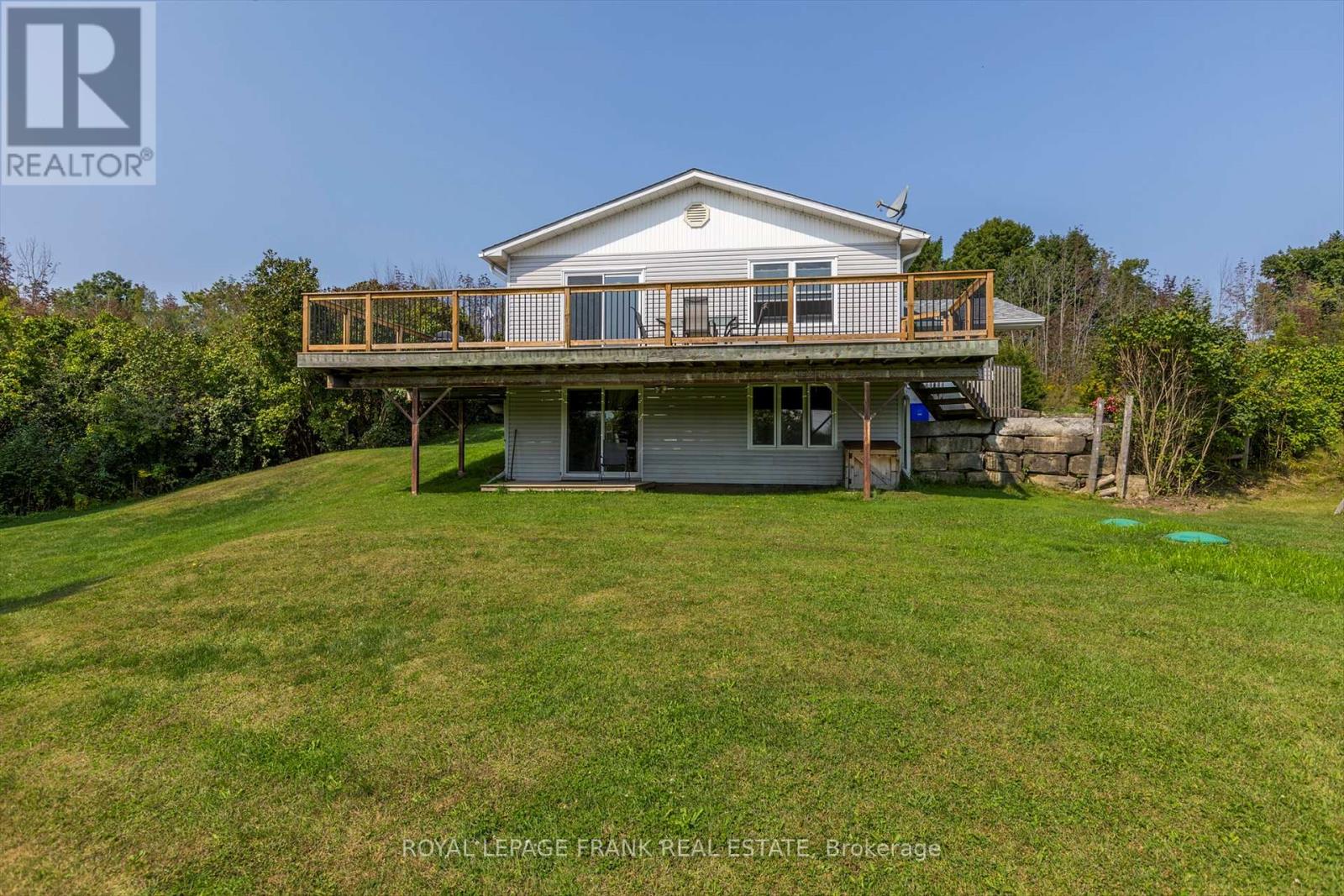 2028 Youngs Point Road, Smith-Ennismore-Lakefield, Ontario  K0L 2H0 - Photo 2 - X9351372