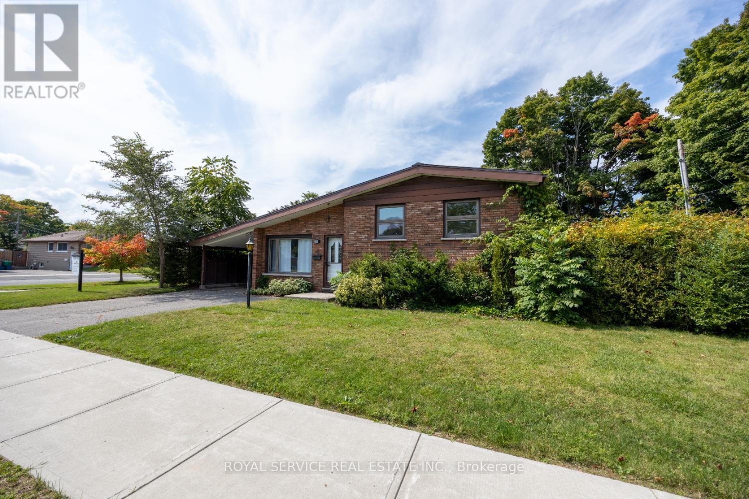 650 Harold Drive, Peterborough (Monaghan), Ontario  K9J 3Y2 - Photo 2 - X9359585