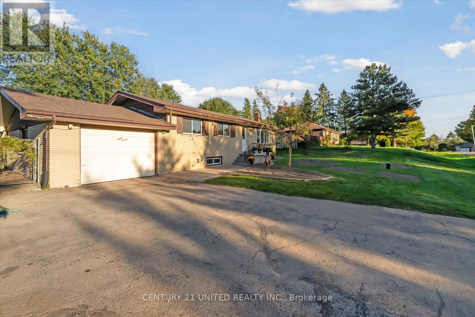 820 Clinton Avenue, Douro-Dummer, Ontario  K9L 1A3 - Photo 6 - X9376734