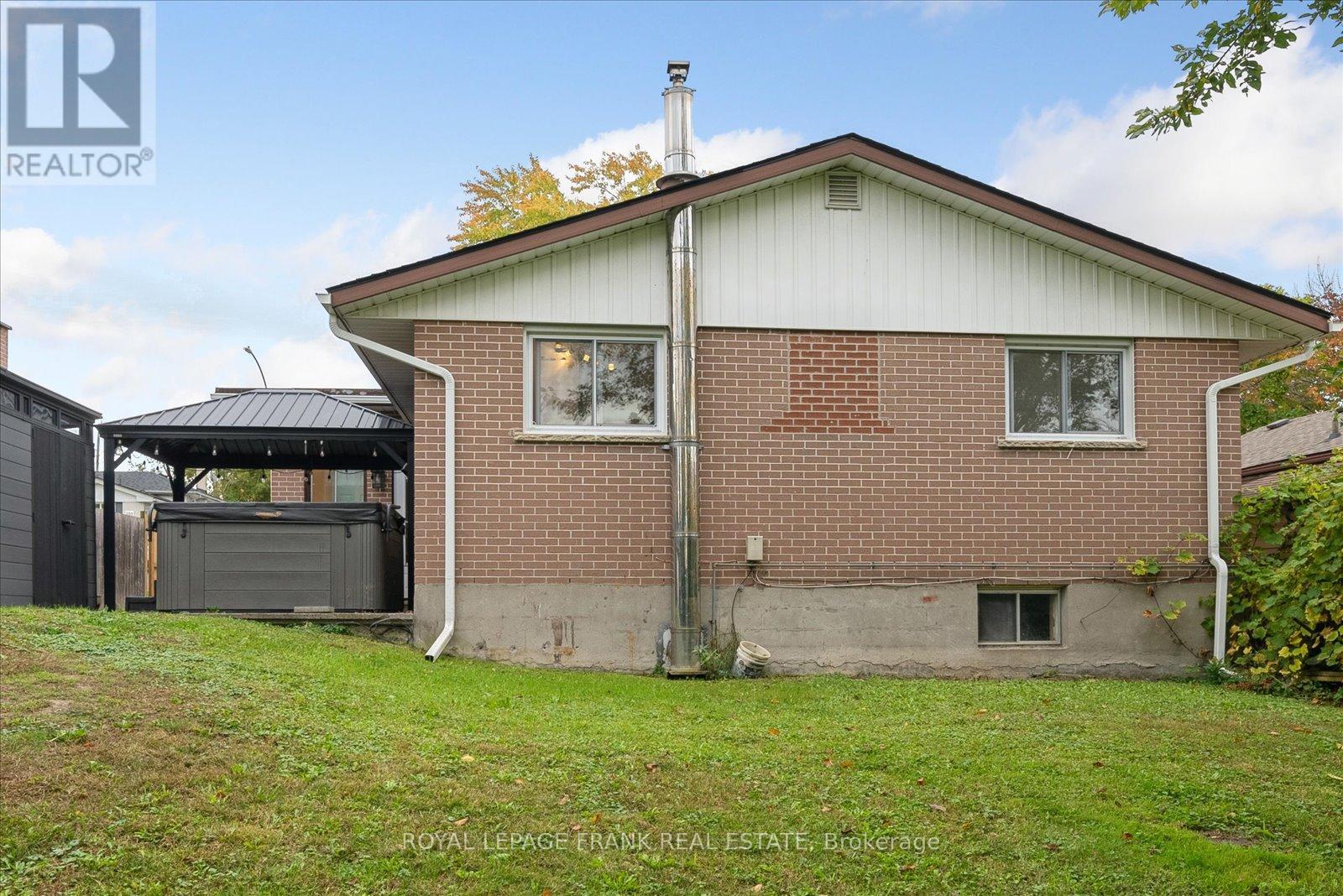 262 Riverview Heights, Peterborough (Ashburnham), Ontario  K9J 1B2 - Photo 31 - X9383815