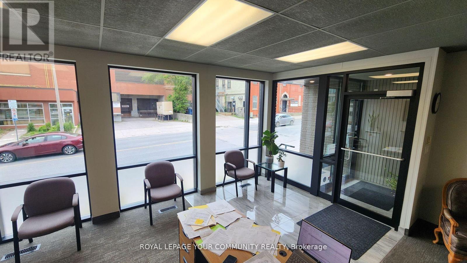 114 Simcoe Street, Peterborough (Downtown), Ontario  K9H 2H4 - Photo 2 - X9506113