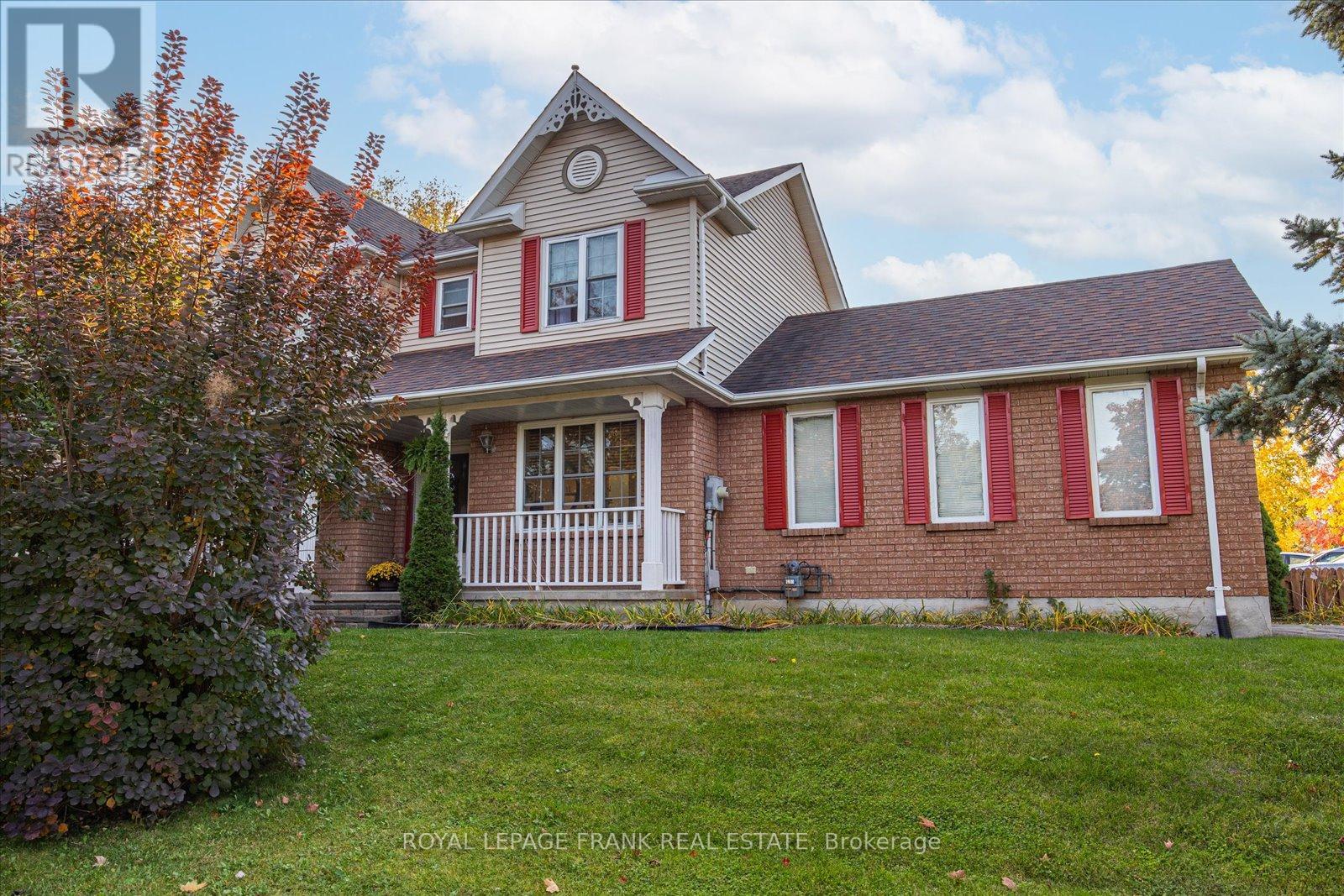 163 Edward Street W, Clarington (Newcastle), Ontario  L1B 1E6 - Photo 2 - E9507445