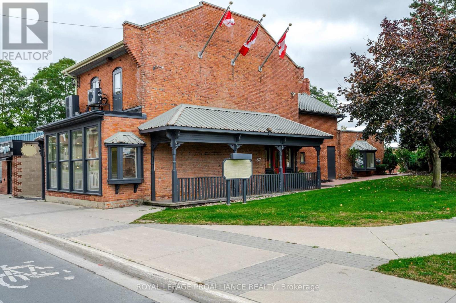 87 Hunter Street W, Peterborough (Downtown), Ontario  K9H 2K5 - Photo 1 - X9508810