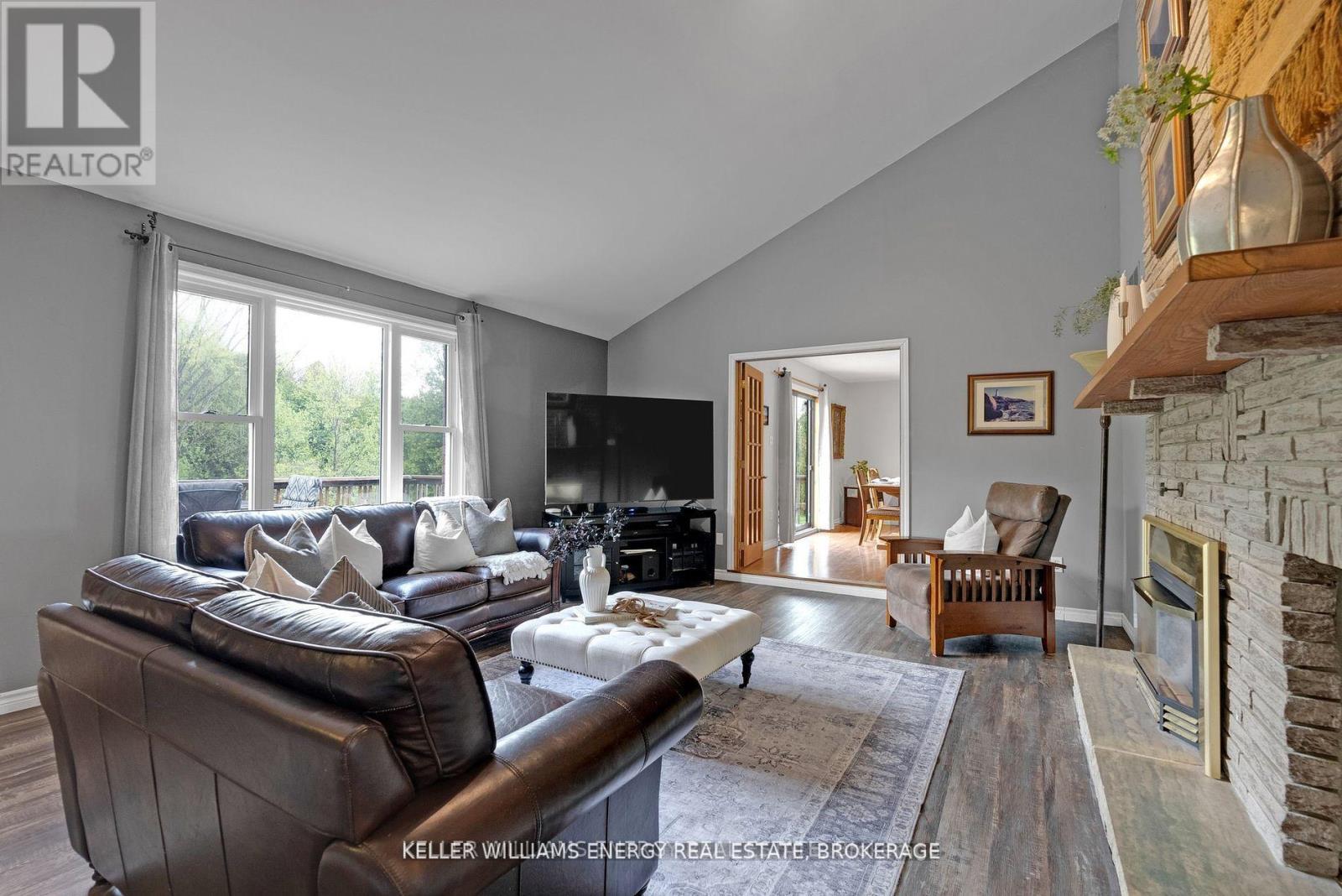 99 Willow Glen Drive, Kawartha Lakes (Lindsay), Ontario  K9V 0H6 - Photo 19 - X10329291