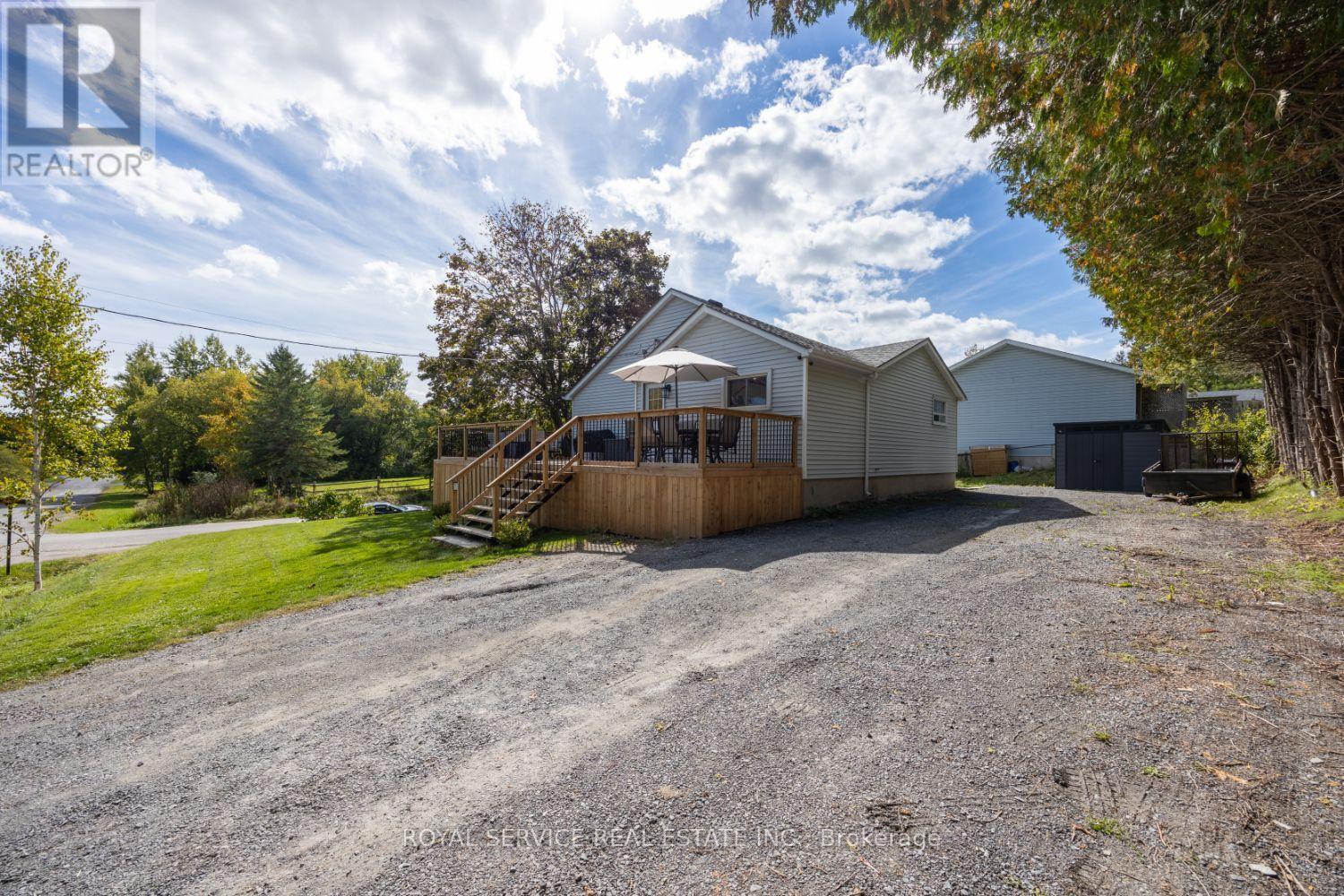 16 Hunter Street, Cavan Monaghan (Millbrook), Ontario  L0A 1G0 - Photo 4 - X10408042