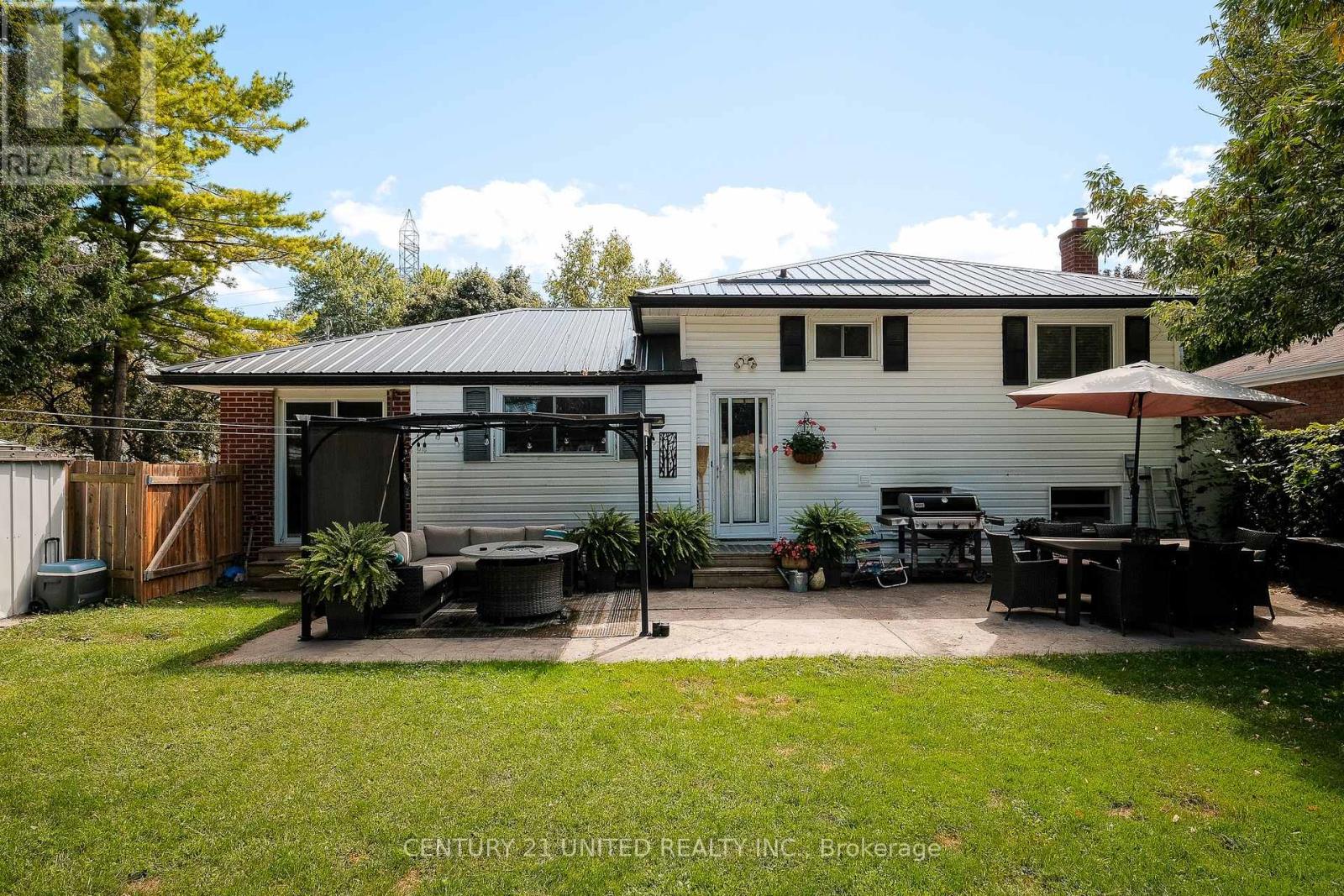 241 Woodward Avenue, Smith-Ennismore-Lakefield, Ontario  K9L 1K1 - Photo 24 - X10408770