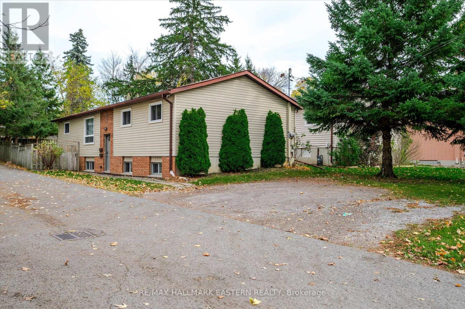 734 CHEMONG ROAD, peterborough (northcrest), Ontario