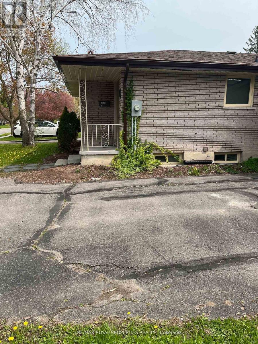 1038 Barnardo Avenue E, Peterborough (Northcrest), Ontario  K9H 5X2 - Photo 5 - X10416204