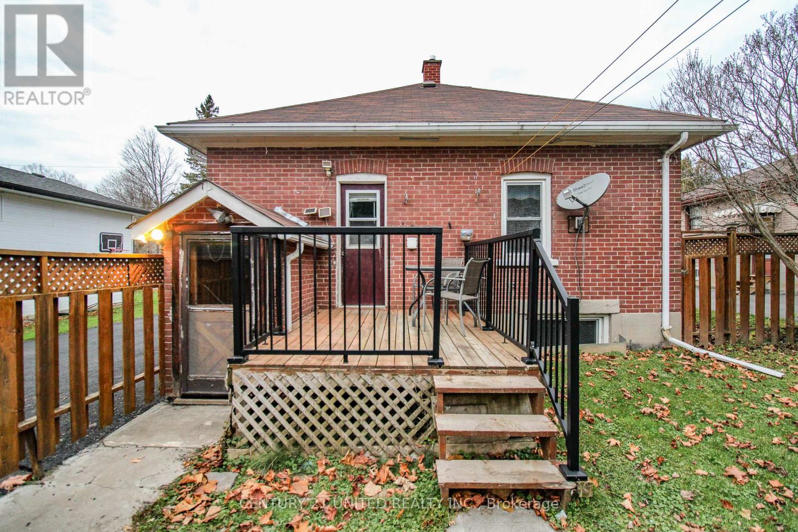 257 Carlisle Avenue, Peterborough (Ashburnham), Ontario  K9H 1J7 - Photo 10 - X10432704