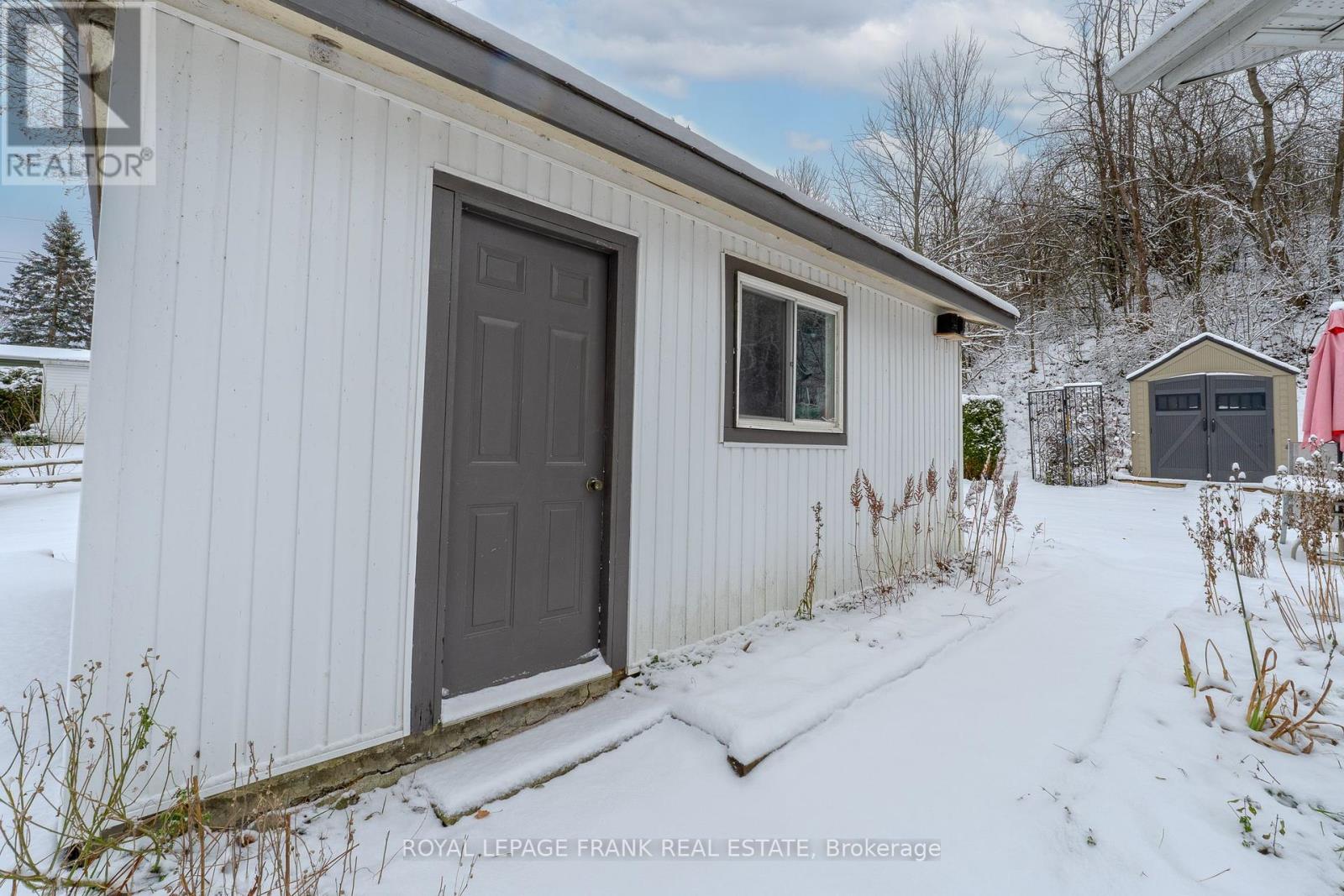 2 Hill Street, Kawartha Lakes (Lindsay), Ontario  K9V 0H5 - Photo 21 - X11883677