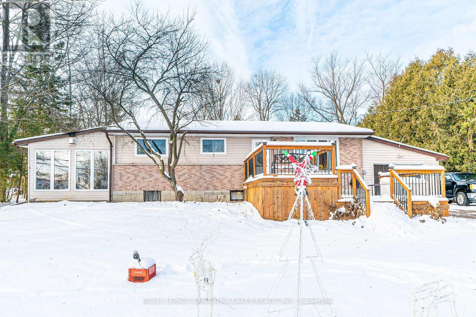 5 Sunrise Crescent, Kawartha Lakes (Lindsay), Ontario  K9V 4R1 - Photo 2 - X11886356