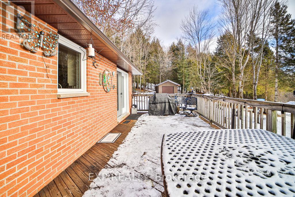 40 Gilmour Point Road, North Kawartha, Ontario  K0L 1A0 - Photo 5 - X11916017