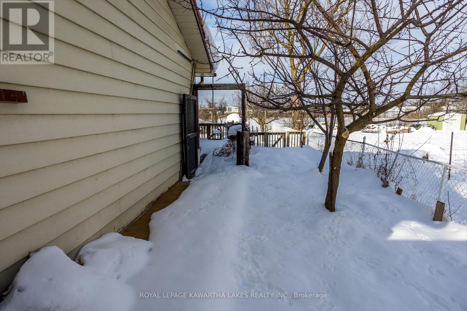 16 Mary Street W, Kawartha Lakes (Lindsay), Ontario  K9V 2N4 - Photo 40 - X11933498