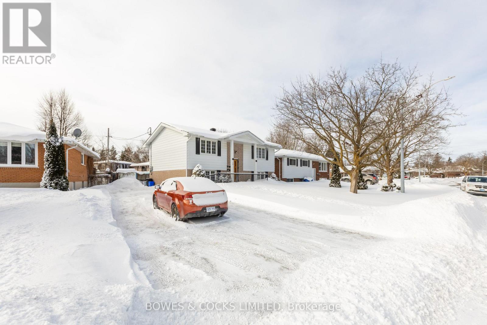 13 Rosemary Drive, Kawartha Lakes (Lindsay), Ontario  K9V 4T2 - Photo 5 - X11948117