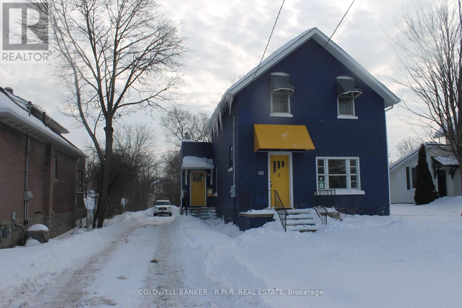 221 Kent Street W, Kawartha Lakes (Lindsay), Ontario  K9V 2Z1 - Photo 1 - X11951179