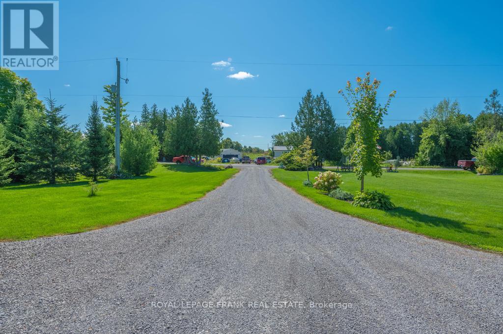 406 Lakehurst Circle Road, Galway-Cavendish And Harvey, Ontario  K0L 1J0 - Photo 6 - X11953534