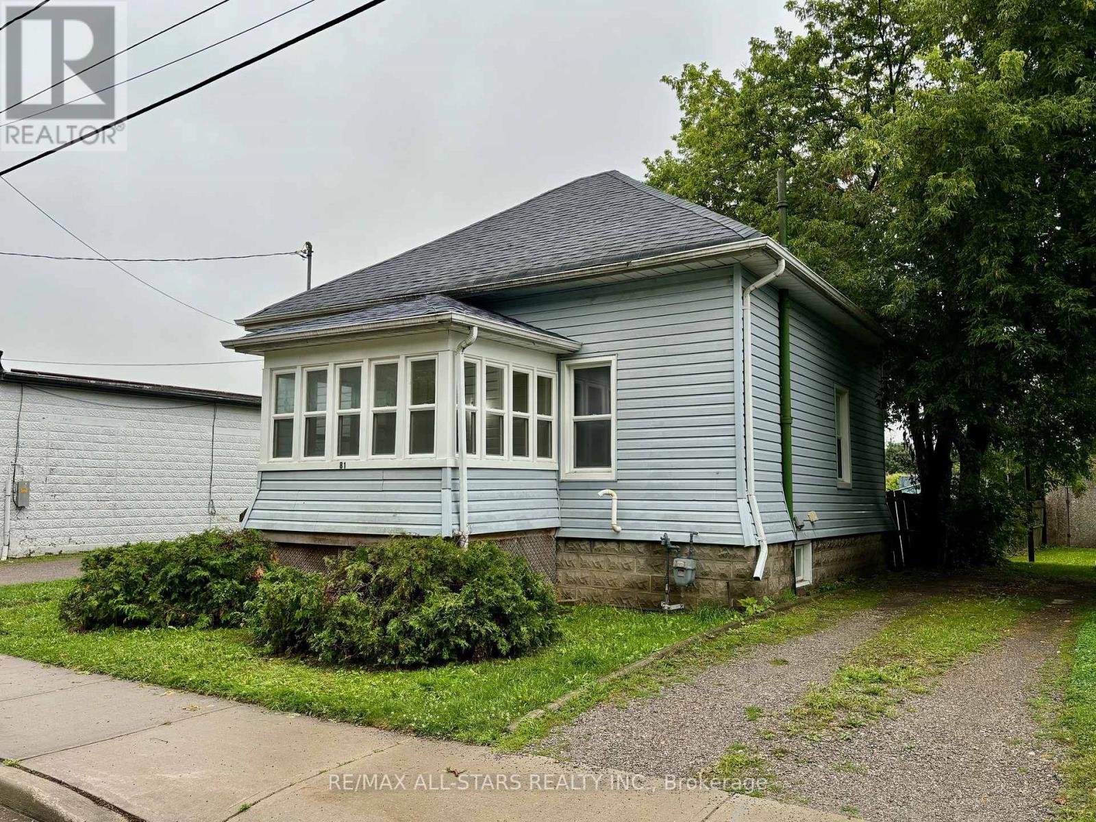 81 Durham Street W, Kawartha Lakes (Lindsay), Ontario  K9V 2P8 - Photo 2 - X11973361