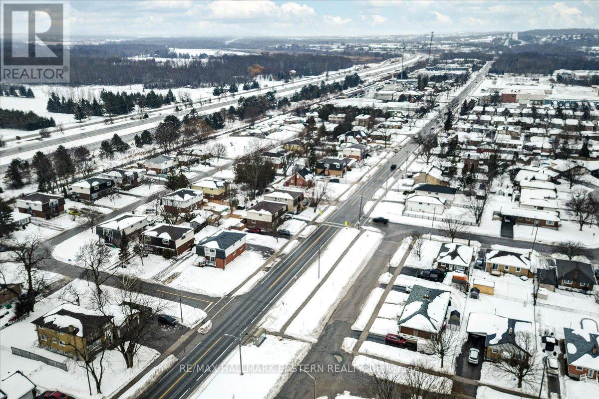 743 Barbara Crescent, Peterborough (Otonabee), Ontario  K9J 3X6 - Photo 45 - X12009276