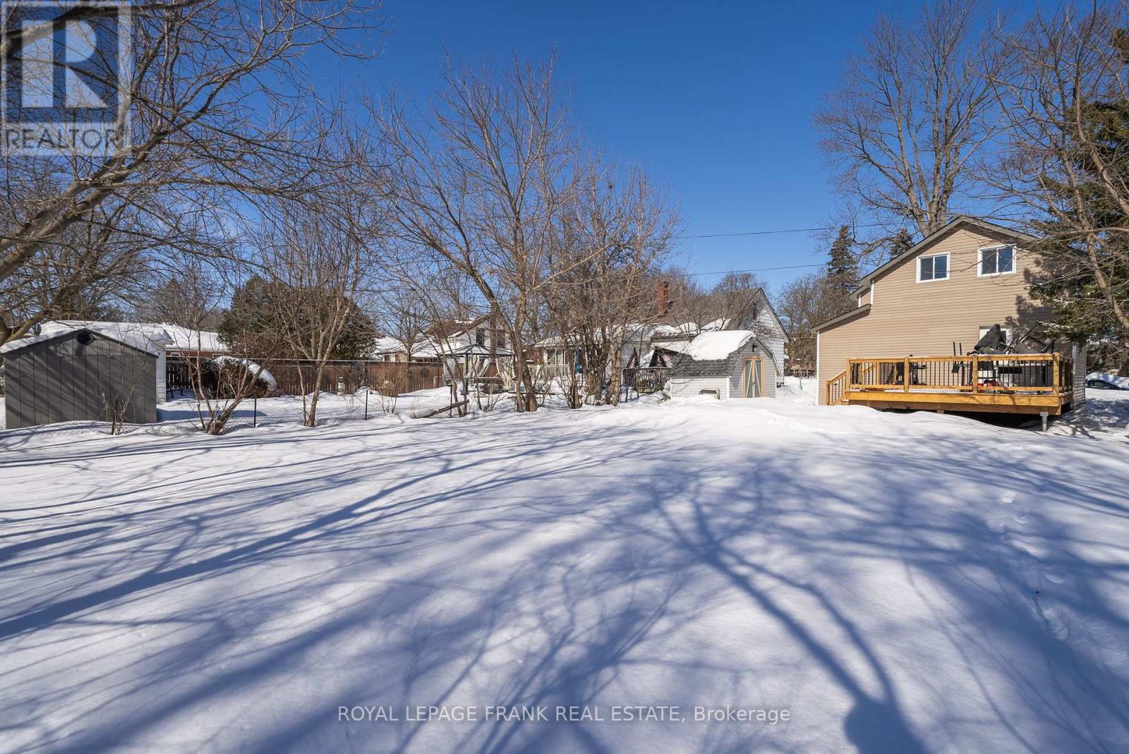 33 Melbourne Street E, Kawartha Lakes (Lindsay), Ontario  K9V 1X6 - Photo 32 - X12012801